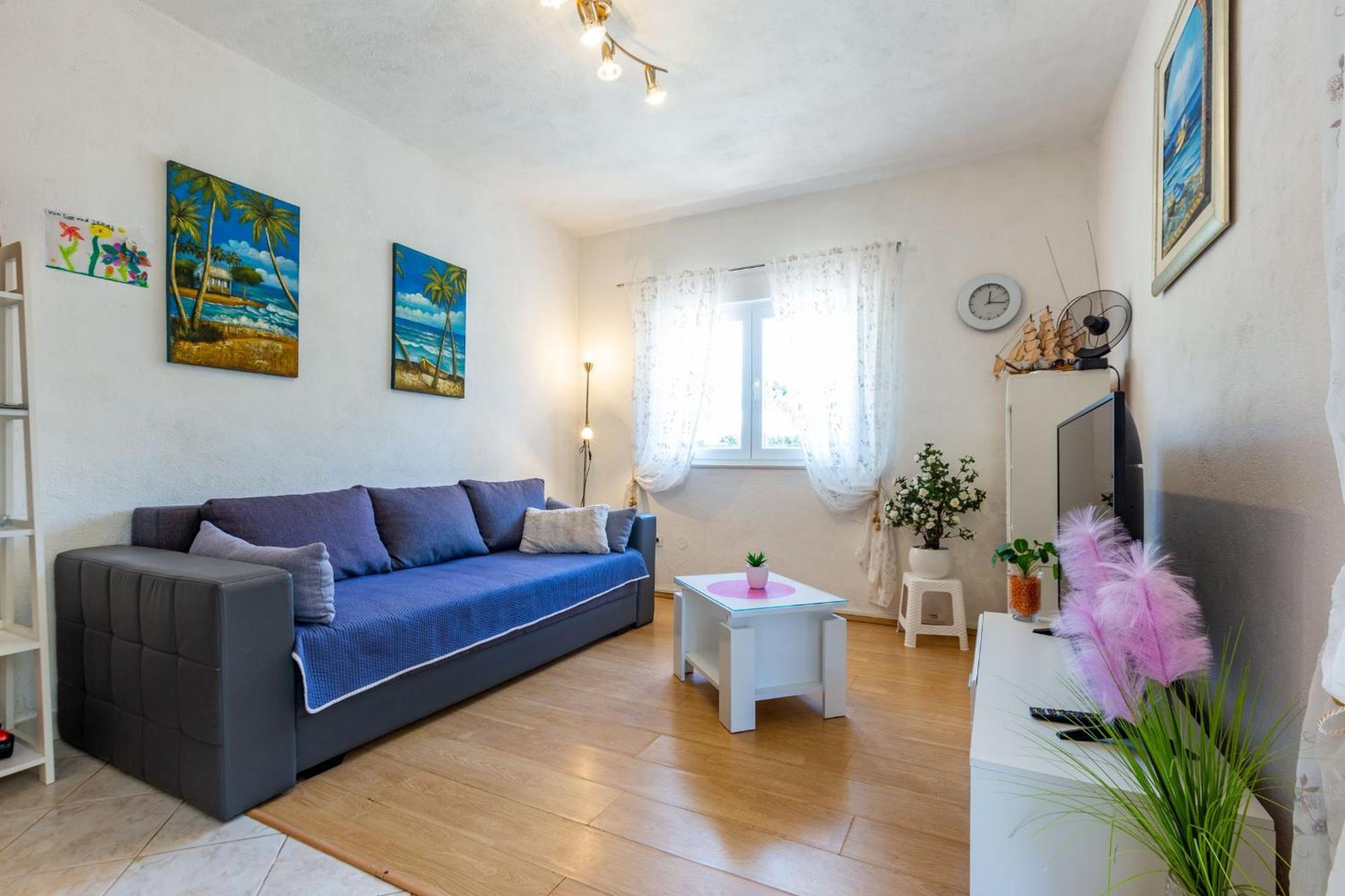 Holiday Home Flora زادار المظهر الخارجي الصورة