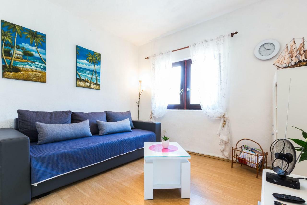 Holiday Home Flora زادار المظهر الخارجي الصورة