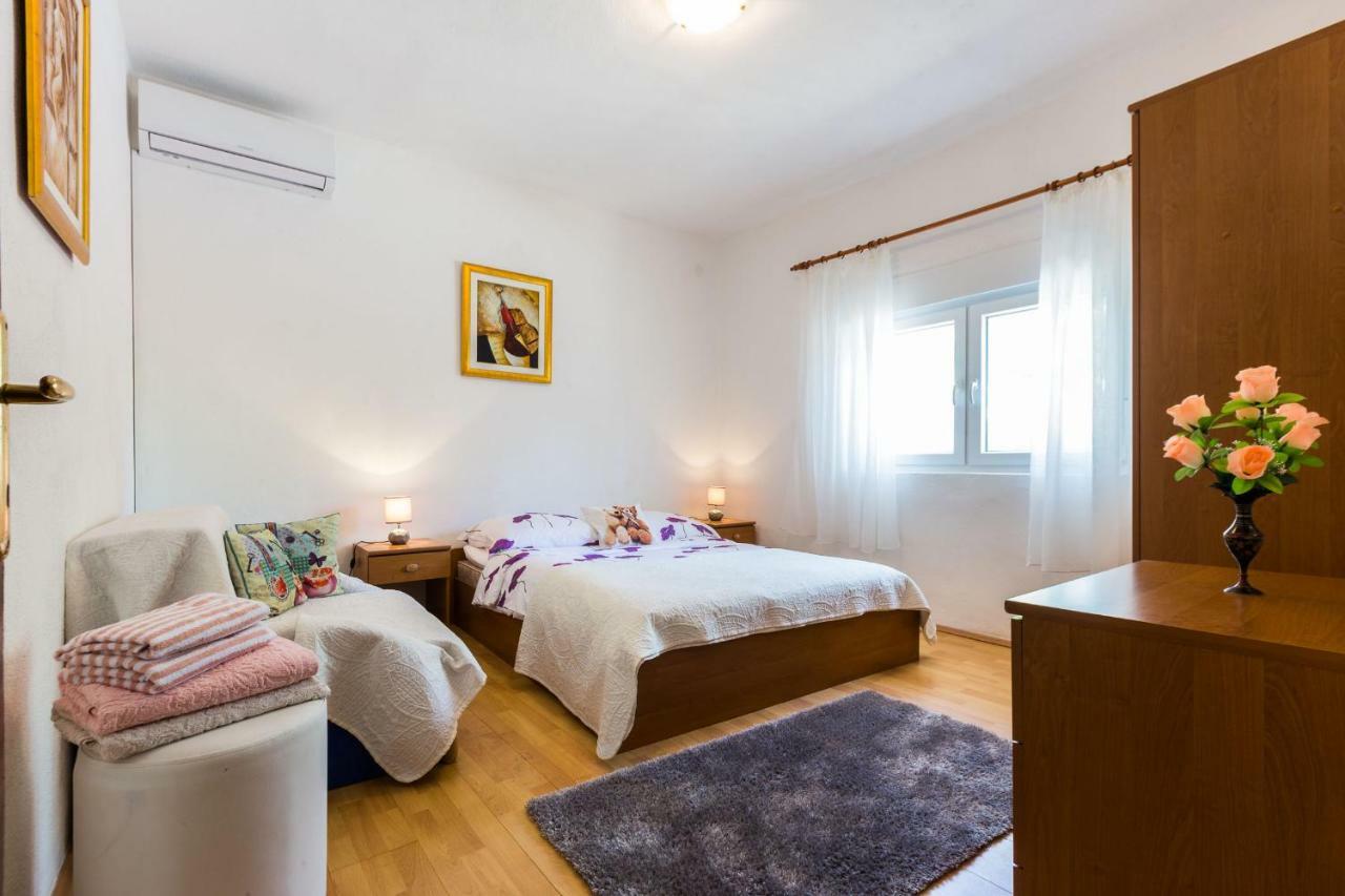 Holiday Home Flora زادار المظهر الخارجي الصورة