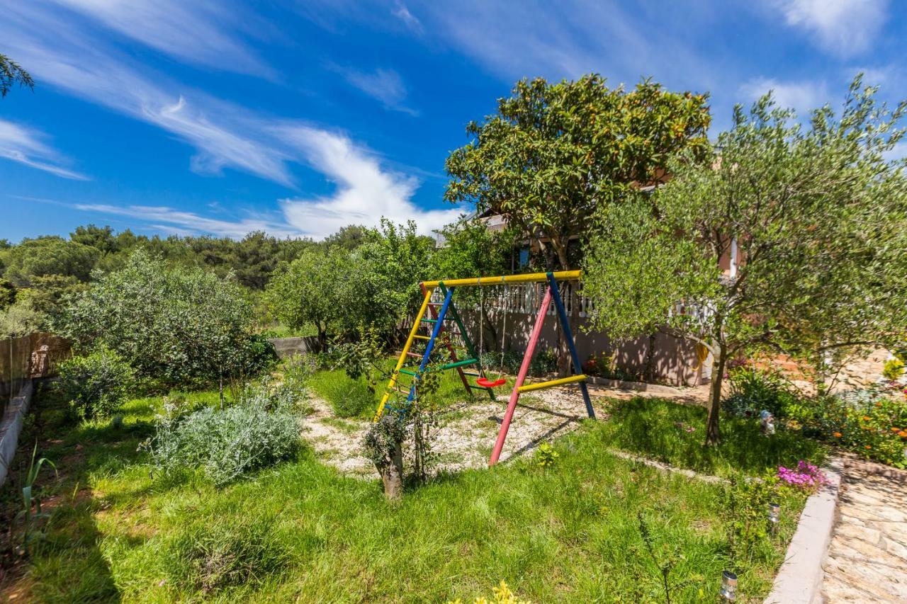 Holiday Home Flora زادار المظهر الخارجي الصورة