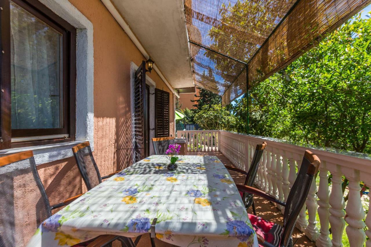 Holiday Home Flora زادار المظهر الخارجي الصورة